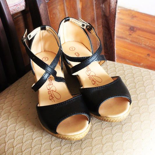 Talitha open Black Cross Wedge