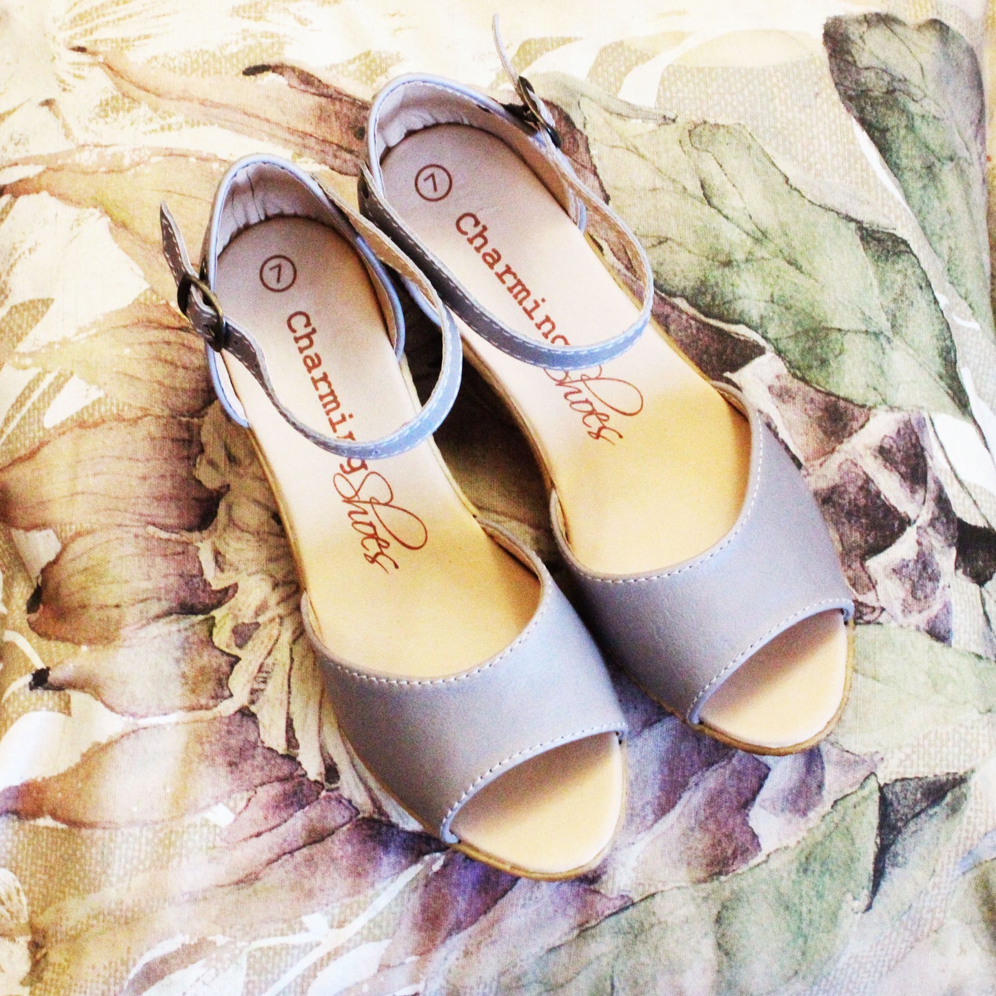 Talitha open Dove grey