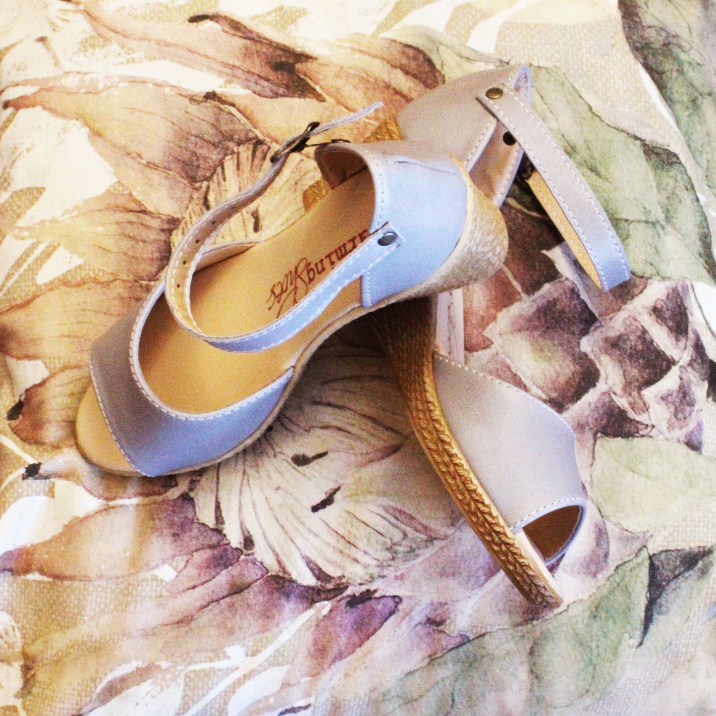 Talitha open Dove grey