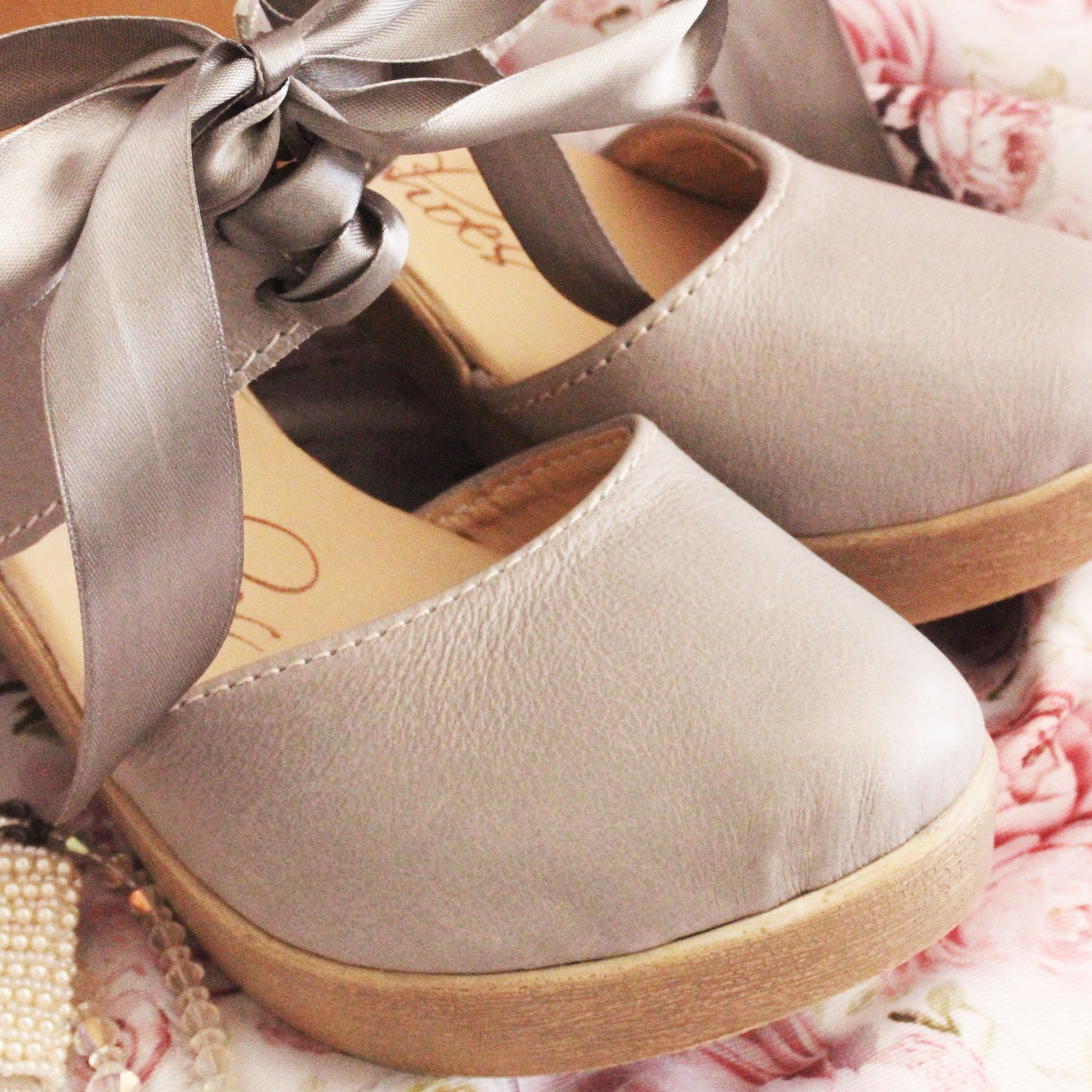 Zoë Grey shoelace Bridal HEELS