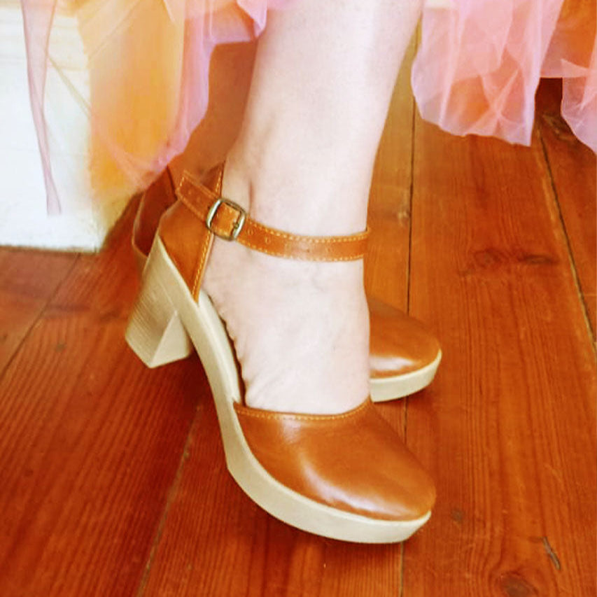 Zoë Bridal Tan closed HEELS