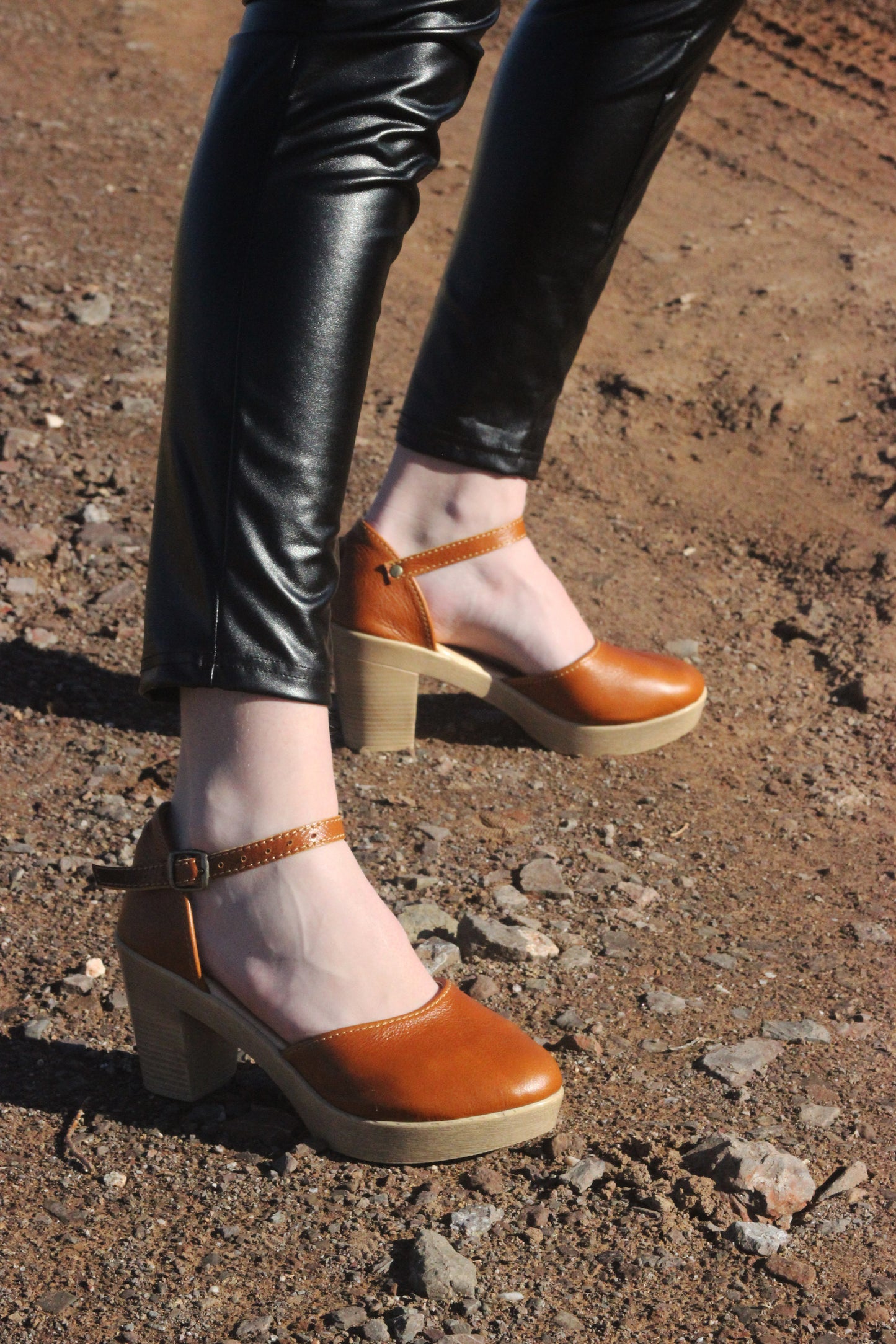 Zoë Tan closed HEELS