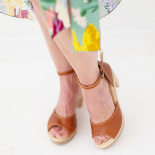 Zoë Tan opentoe HEELS