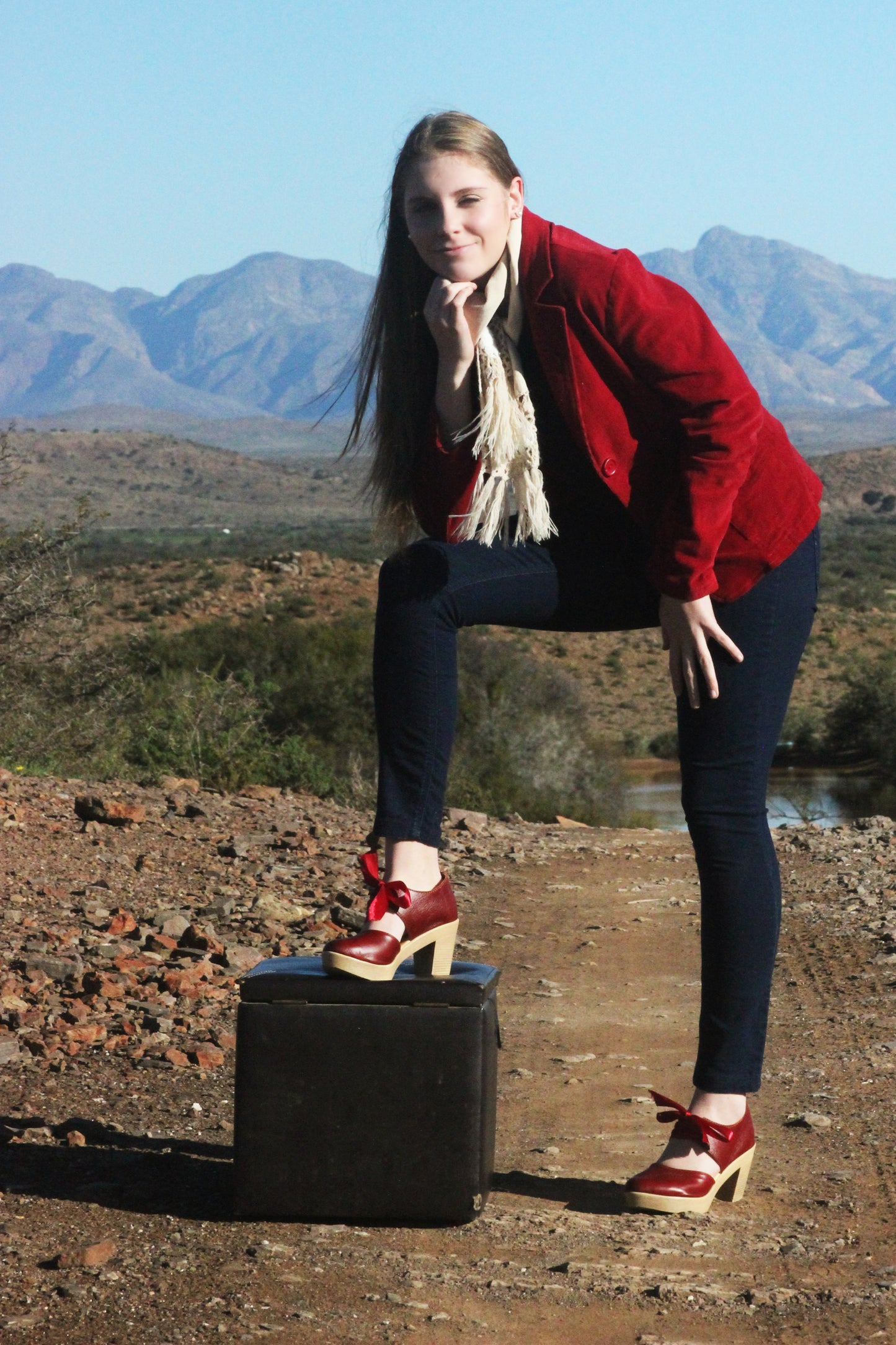 SALE Zoë Ruby Shoelace