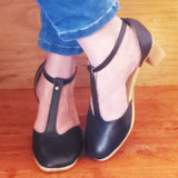 Cloë TBar Black