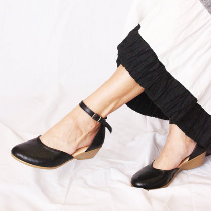SALE Demi Black close Wedge