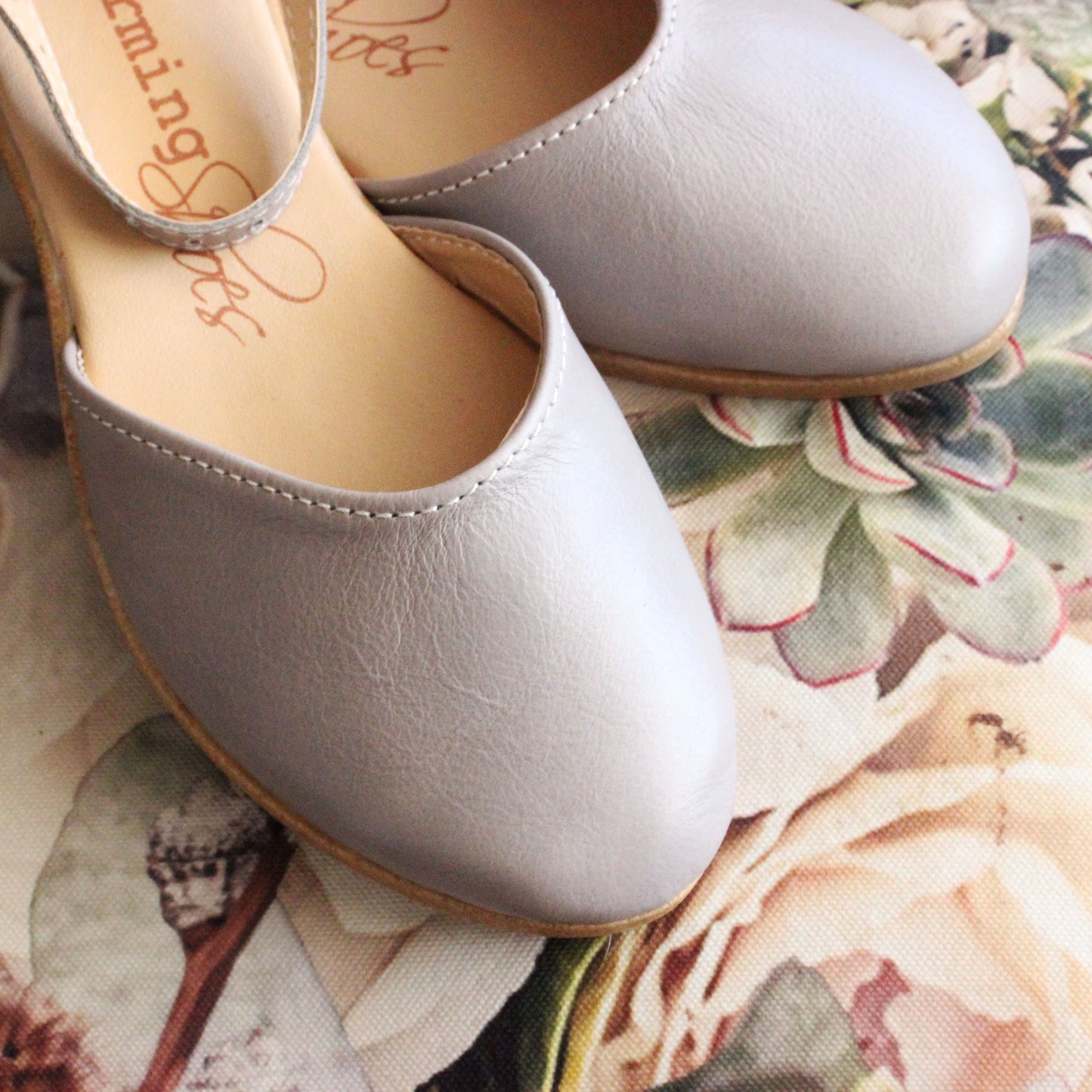 NONNA Dovegrey Sandal