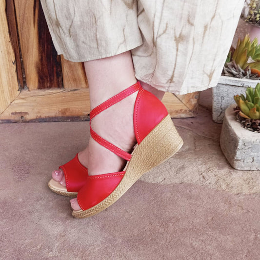 Talitha Red Wedge