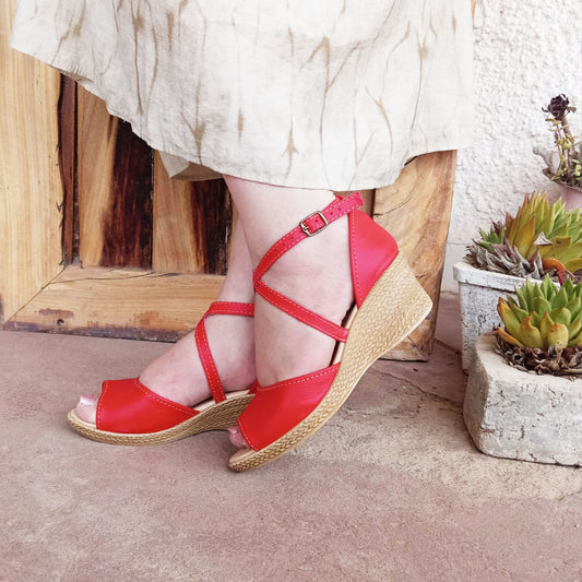 Talitha Red Wedge