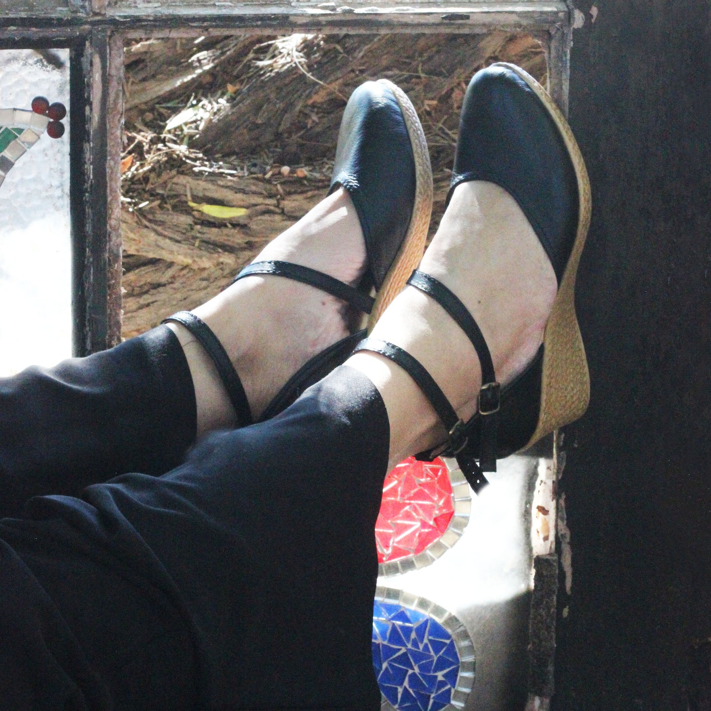 Talitha closed Black Wedge