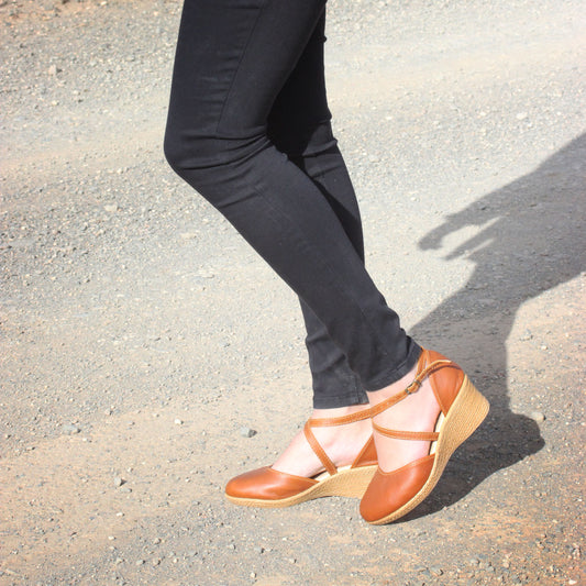 Talitha closed Tan Wedge