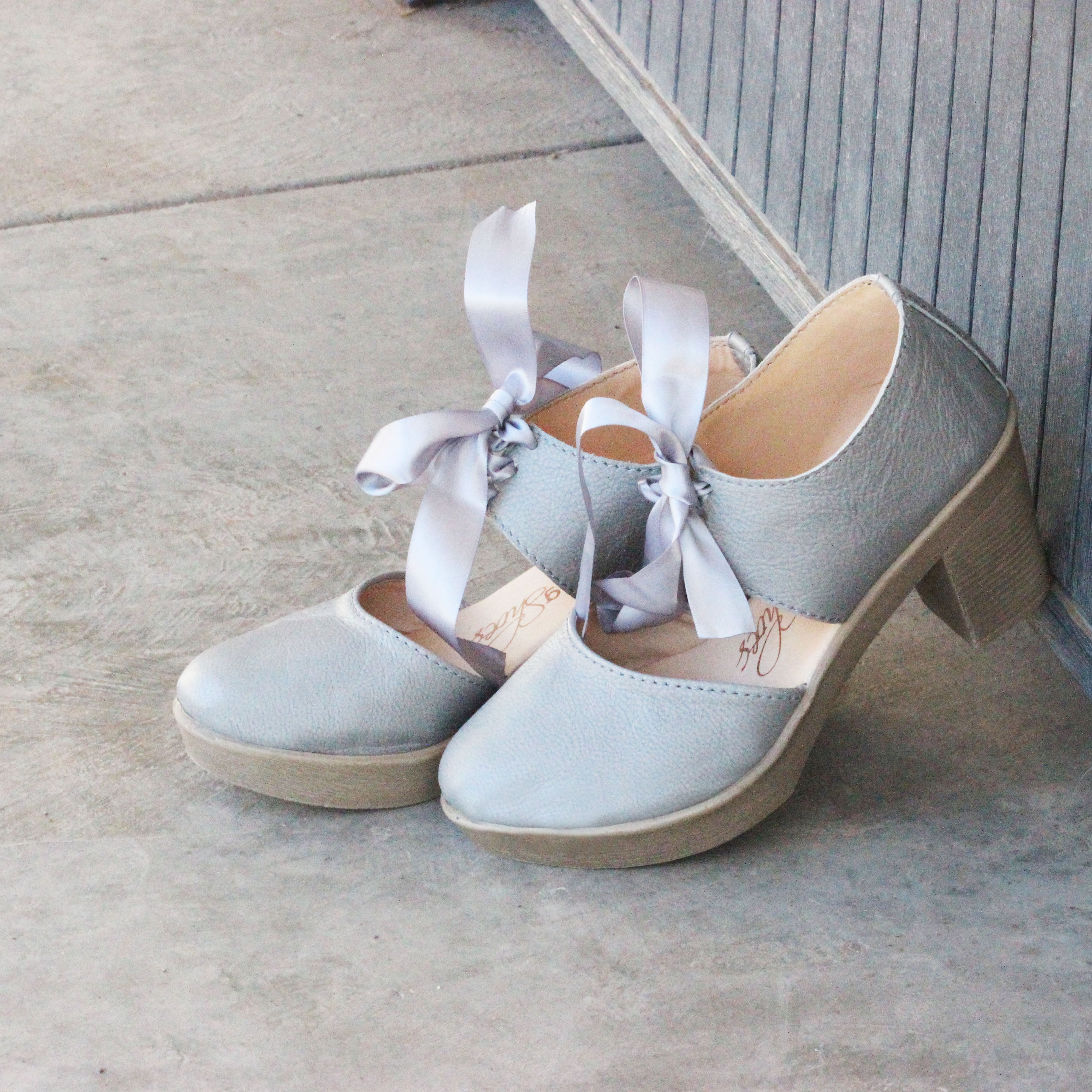Zoë Grey shoelace Bridal HEELS – Charming Shoes South Africa