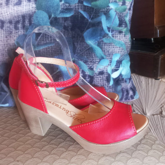 Zoë Red opentoe HEELS