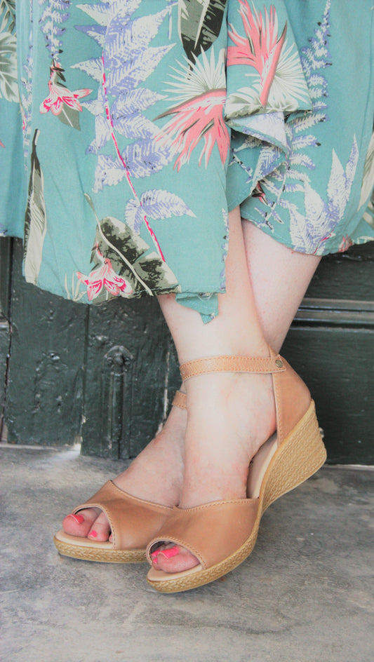 Talitha Beige Wedge