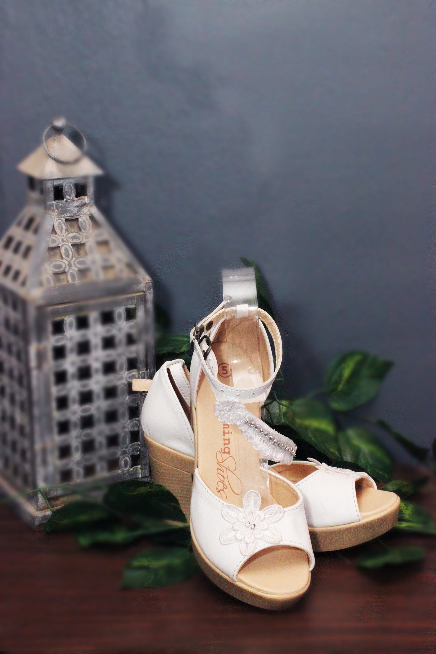 SALE Zoë white&lace HEELS -46%